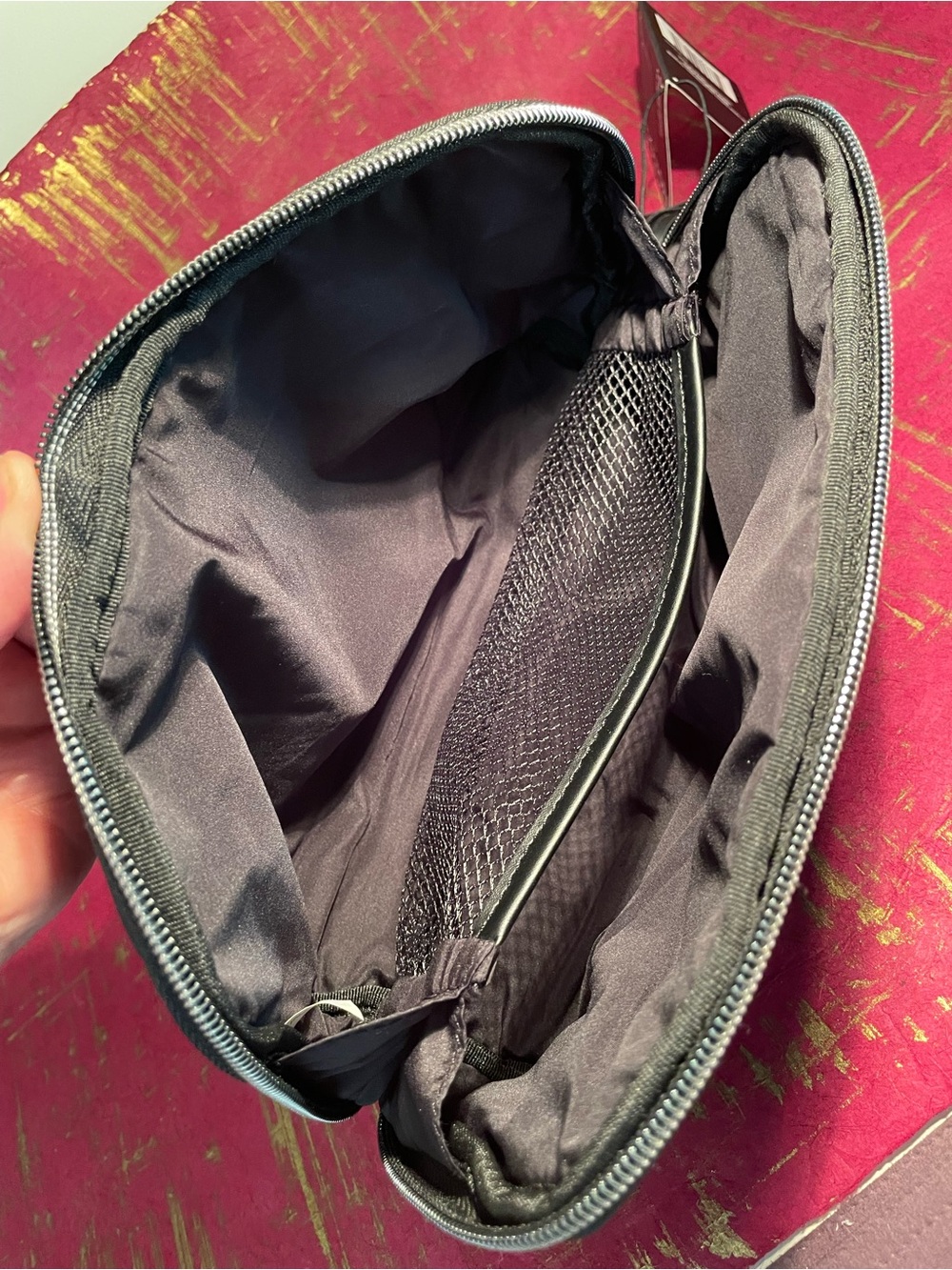 NWT Sephora Collection - The Overnighter Quilted Cosmetic Makeup Travel Pouch - Picture 3 of 5